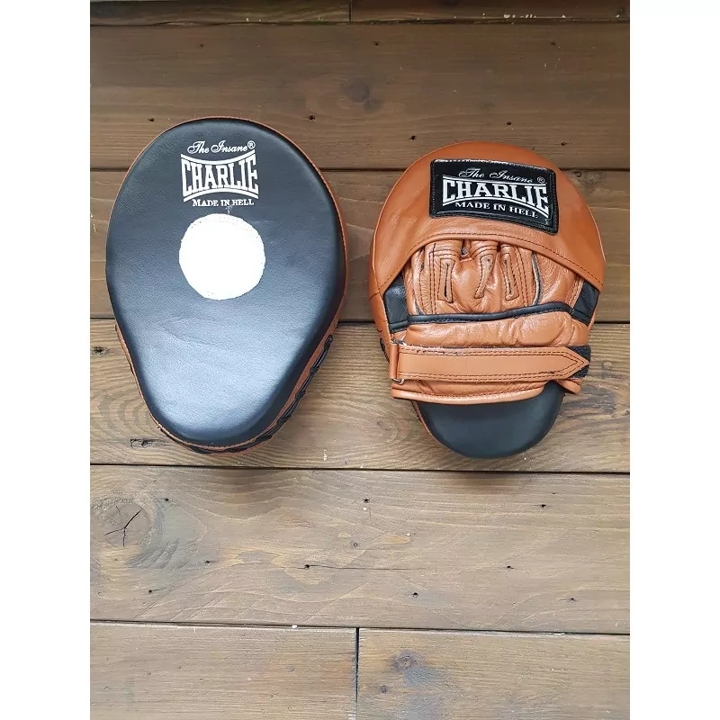 Manoplas de boxeo curva marrón Charlie